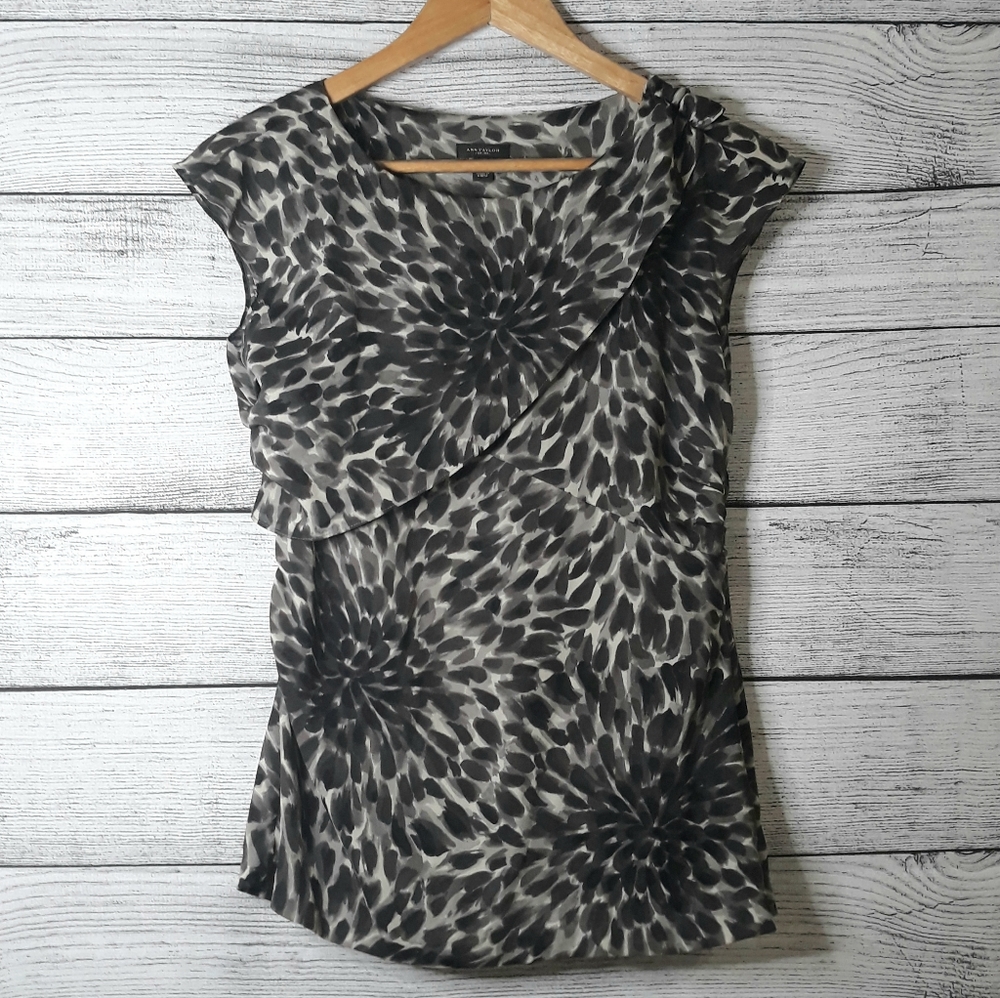 Ann Taylor Women's Top size S